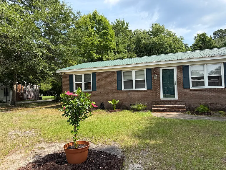 Cox Ferry Rd — Photo 35