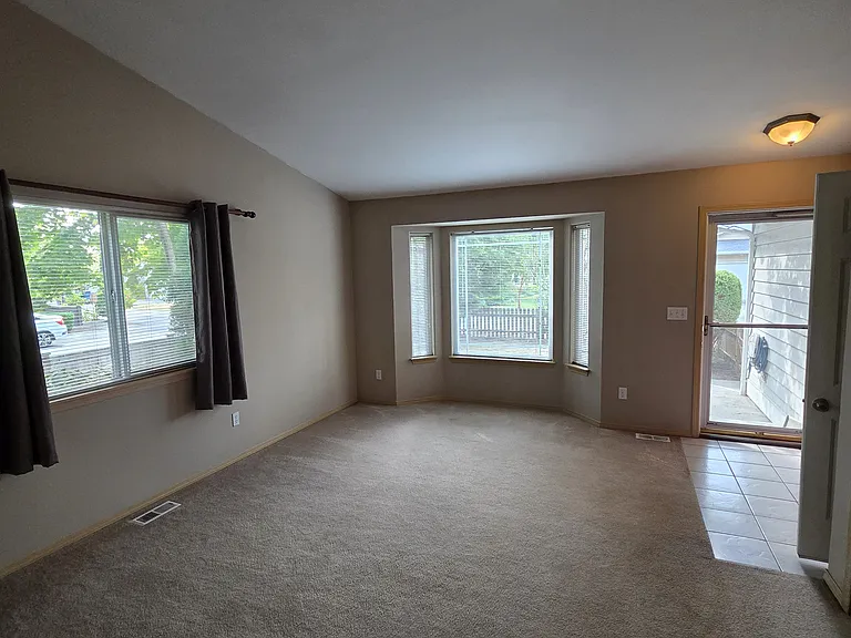 2525 169th St NE — Photo 7