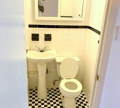 5th image of 122 Bergen St APT 3B