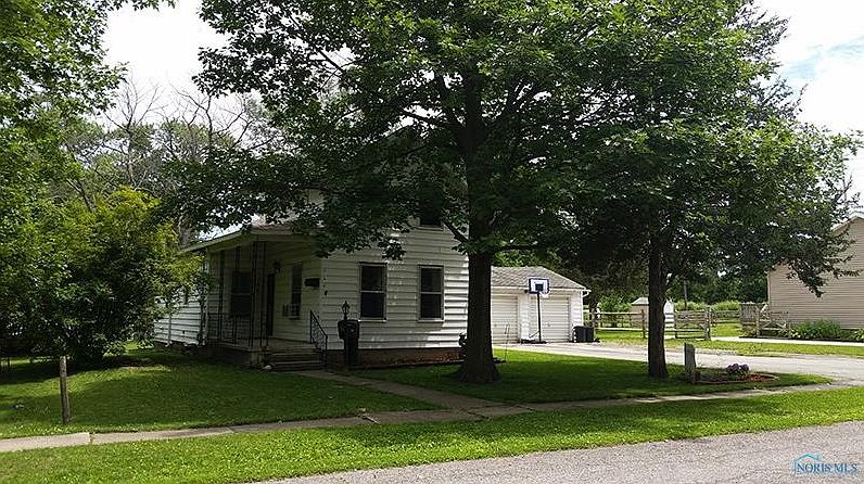1st image of 134 Elmwood St