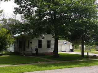 134 Elmwood St, Wauseon, OH 43567