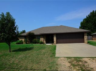 1725 Sugar Hill Rd, Reno, TX 75462