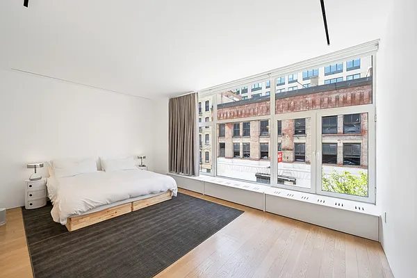 Rented by Douglas Elliman | media 22