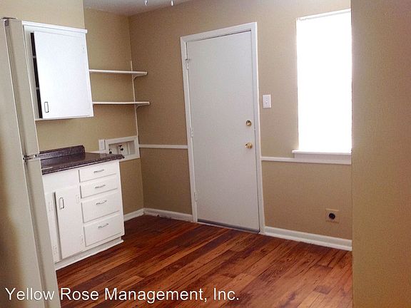 4th image of 311 N Davis Dr Unit A