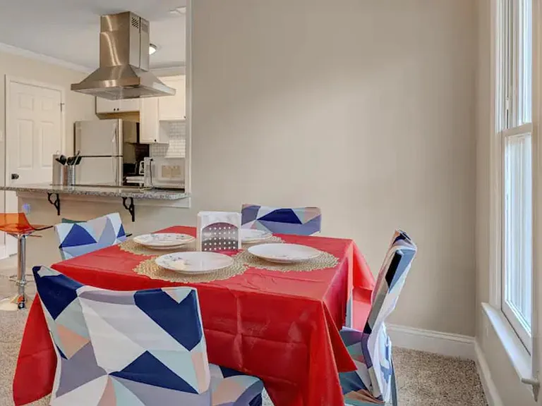 2225 Summit St #2 — Photo 4