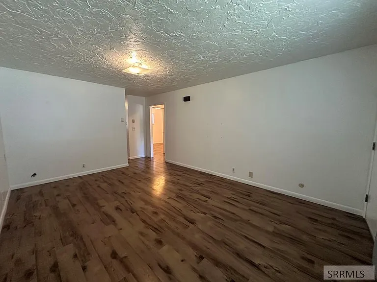 576 College St #1 — Photo 7