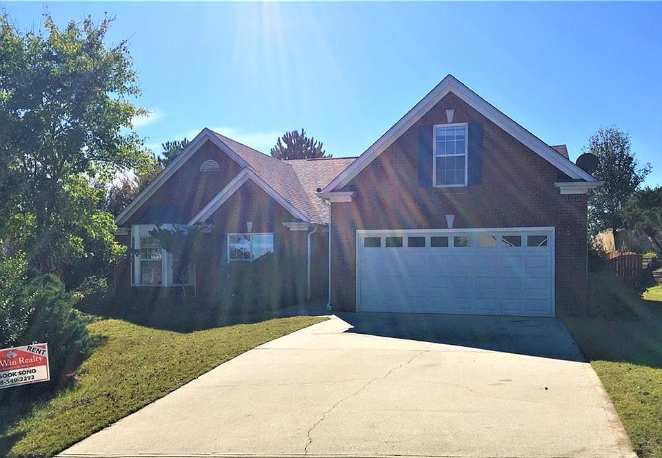1st image of 1002 Fairmont Park Dr
