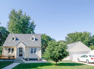 1206 Bauch St, Waterloo, IA 50701