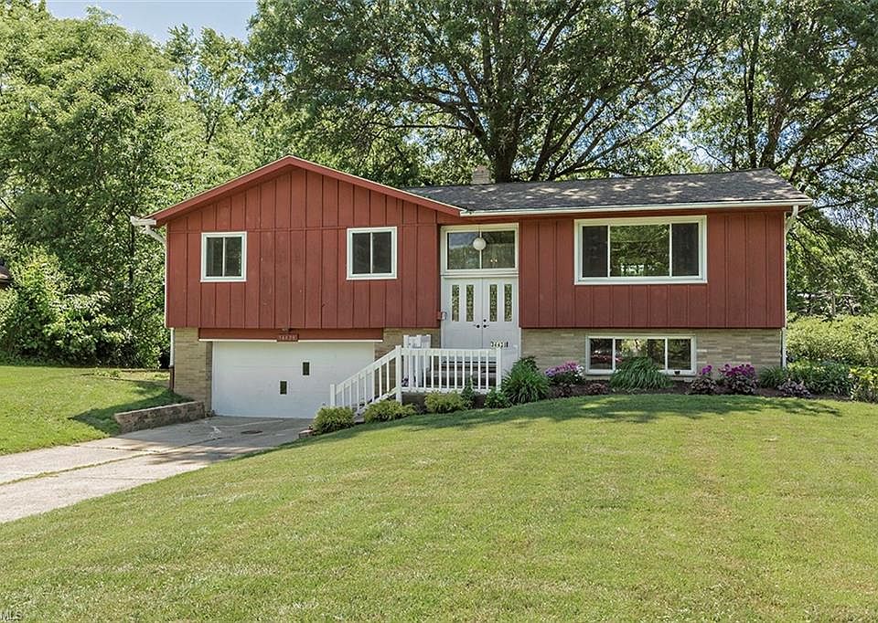 1st image of 34420 Jaclyn Dr