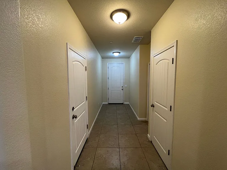 1484 Rock Springs Ave — Photo 13