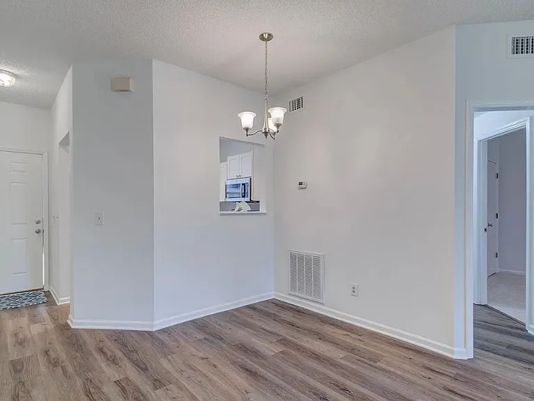4220 Wilshire Blvd #105-C — Photo 9
