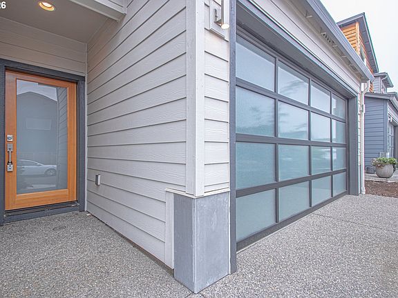 3rd image of 11416 NE 122nd Pl
