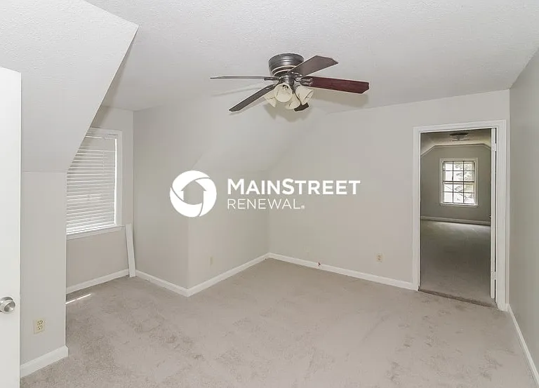 6986 Oakland Chase — Photo 12