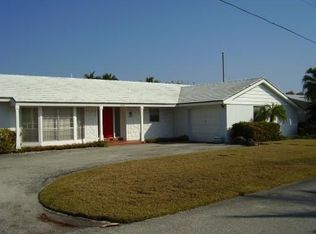 1040 Powell Dr, Riviera Beach, FL 33404