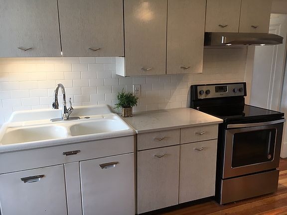 5th image of 44-46 Westfield Rd #3