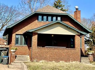 831 E Center St, Warsaw, IN 46580