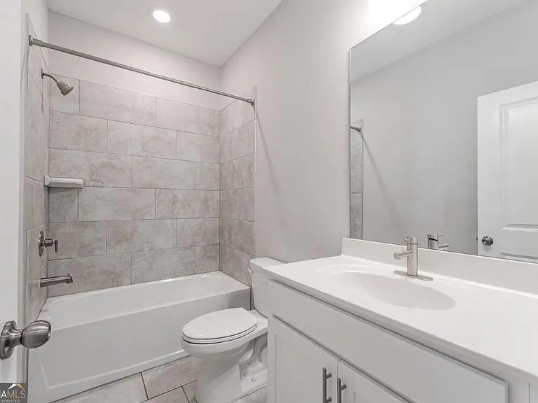 5051 Pinckney Ln — Photo 54