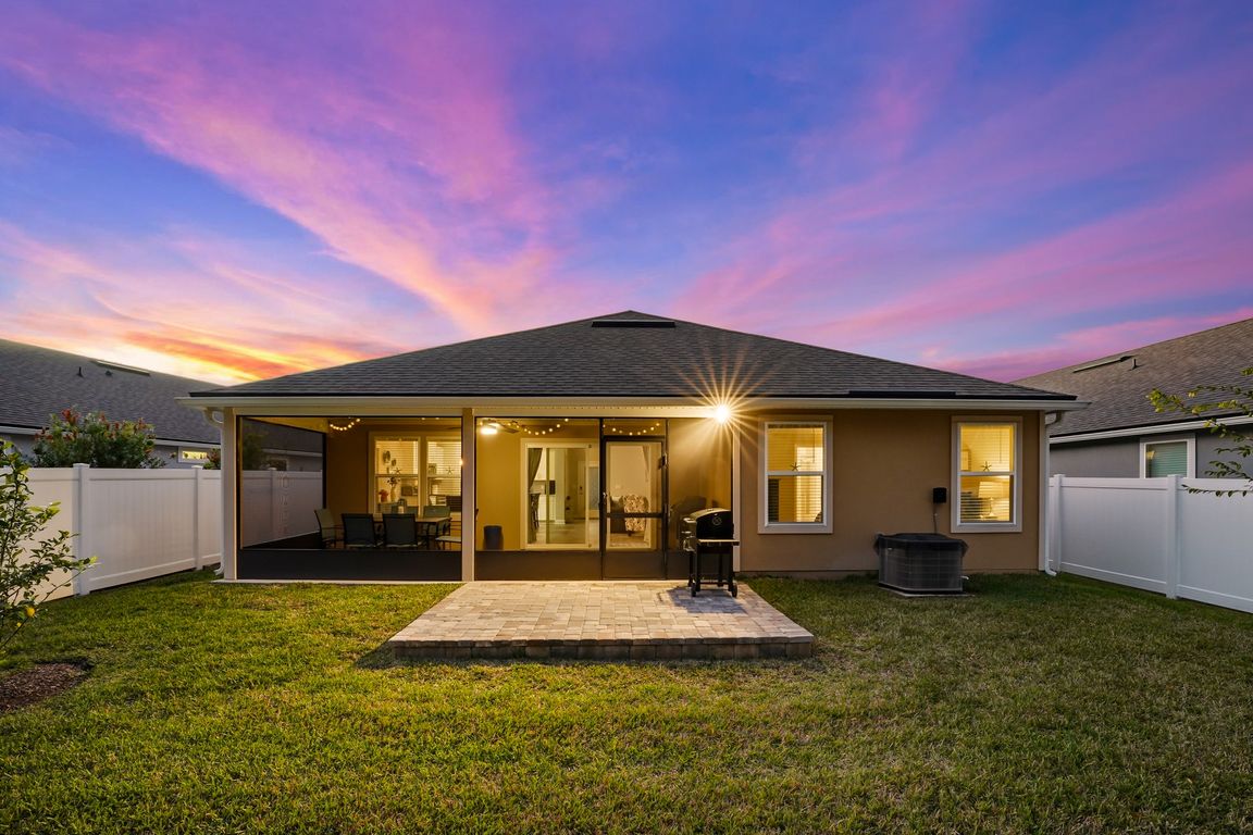 next background image