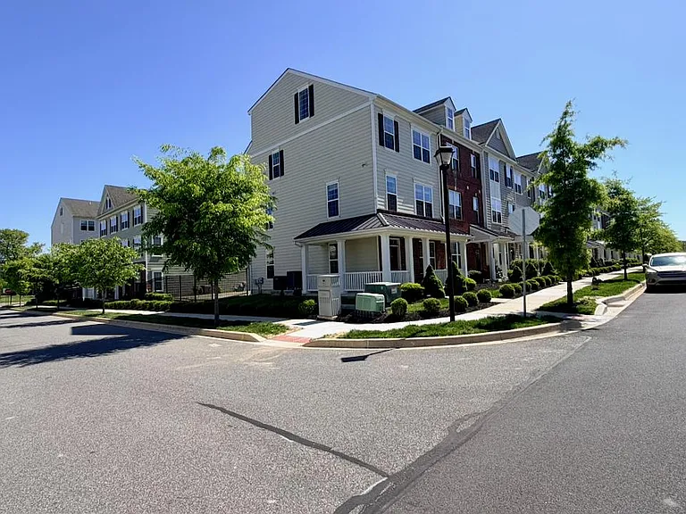 3744 Green St — Photo 43