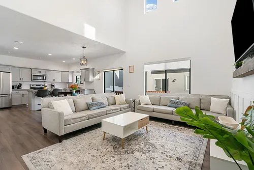 7152 N Brook Rdg #1 Photo 1