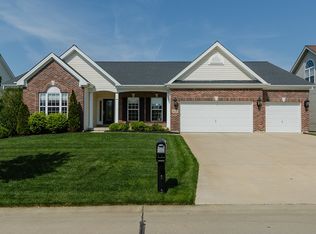 3121 Brook Hollow Dr, O'Fallon, MO
