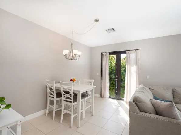 1638 SW 33rd Court, Fort Lauderdale, FL 33315