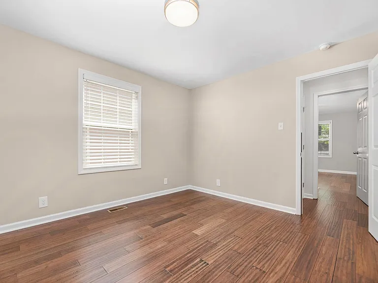 404 Keswick Ave — Photo 24