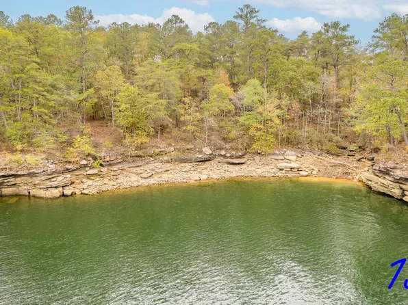 15 Ryans Vw, Crane Hill, AL 35053