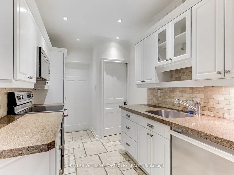 213 Erskine Ave — Photo 9