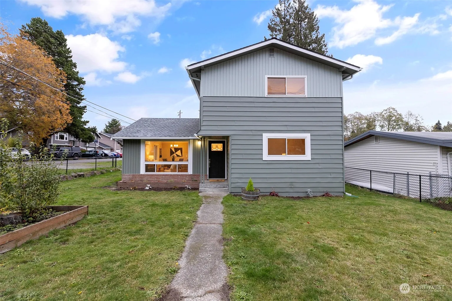 10202 30th Avenue SW photo 1