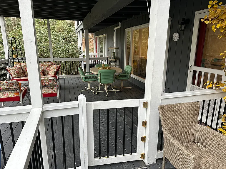 156 Mount Lori Dr #1 — Photo 36