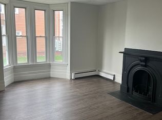 71 Pleasant St #2, Waterville, ME 04901