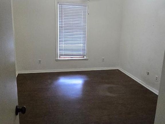 2nd image of 2309 Salado St