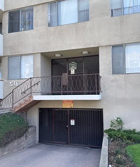 Alex Apartments — Photo 4
