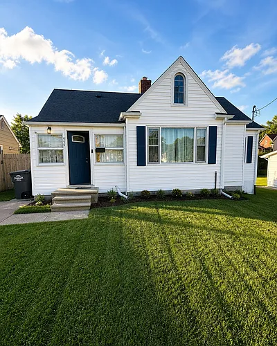 145 Franklin St Photo 1