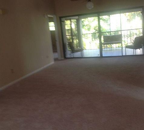 5th image of 1401 NE 14th Ct APT 012