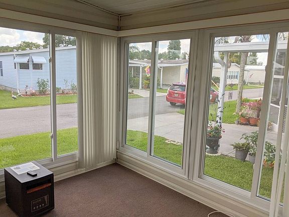 5th image of 367 Lake Erie Ln