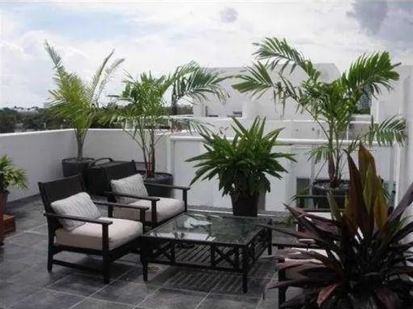 731 NE 4th Ave, Fort Lauderdale, FL 33304
