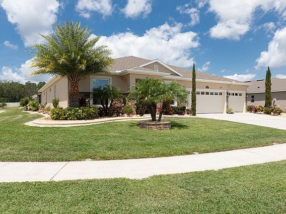 3rd image of 4483 Linwood Trace Ln