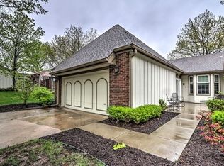2102 Condolea Cir, Leawood, KS 66209