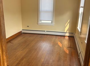 14 Smith St #1, Pawcatuck, CT 06379