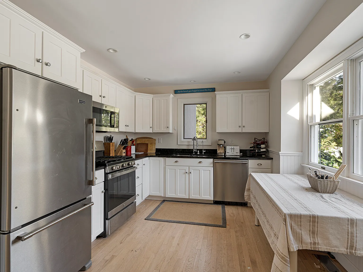 Northwest Woods East Hampton Rental — Photo 2