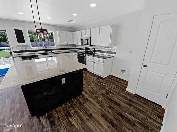 3rd image of 14244 N 160TH Drive