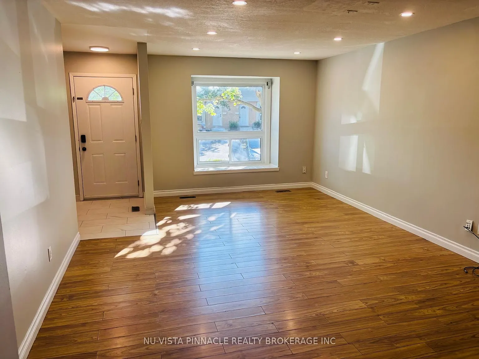 3 bed, $2,150 — Photo 3