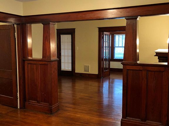 4th image of 64 Saint Florian St