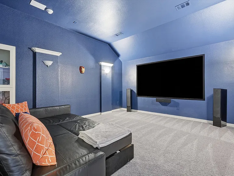 5000 Cyndur Dr — Photo 31