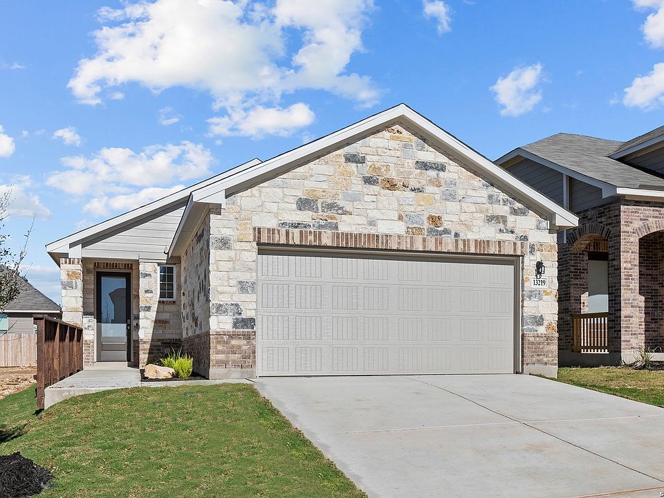 1st image of 13219 Forscher Crest