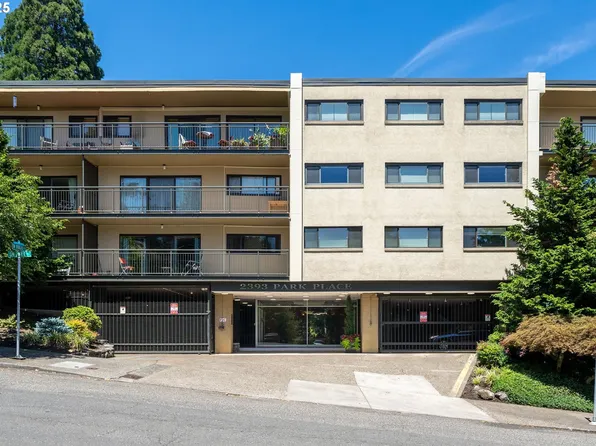 2393 SW Park Pl Unit 106, Portland, OR 97205