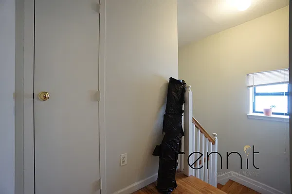 Rented by Rennit Inc. | media 32
