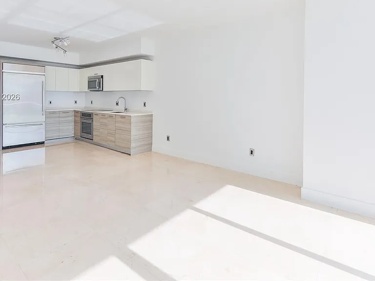 1300 Brickell Bay Dr #1206 — Photo 7